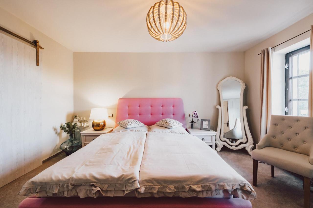 Cernovice  Resort Mlyn Cernovice מראה חיצוני תמונה