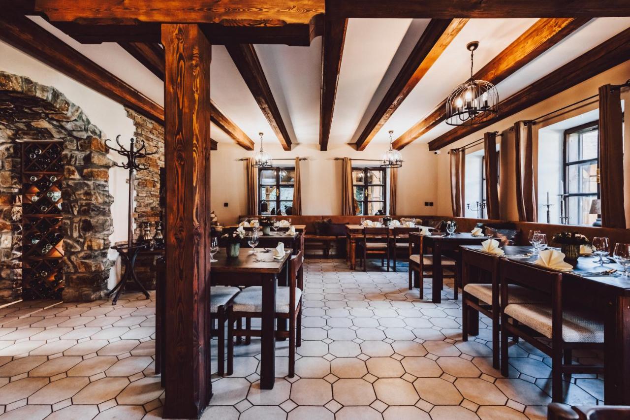 Cernovice  Resort Mlyn Cernovice מראה חיצוני תמונה