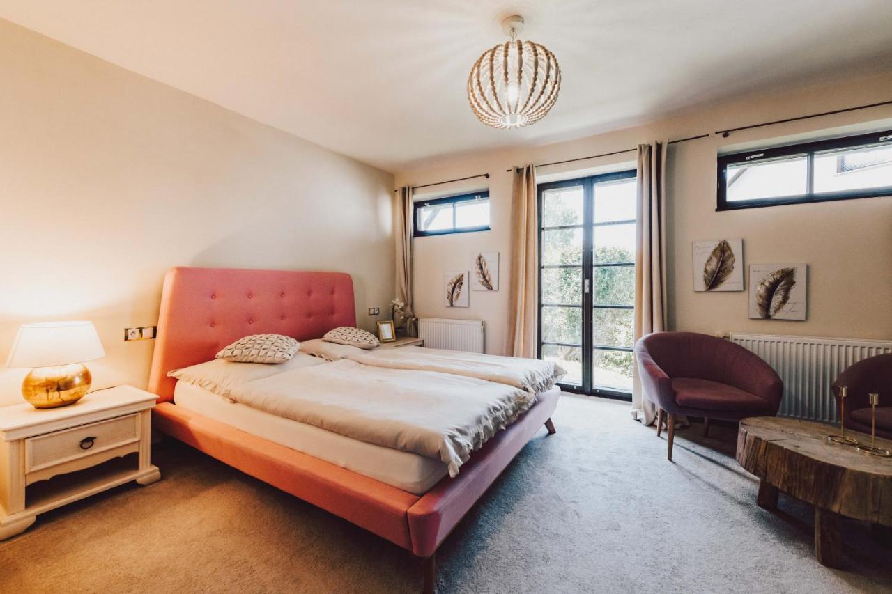 Cernovice  Resort Mlyn Cernovice מראה חיצוני תמונה