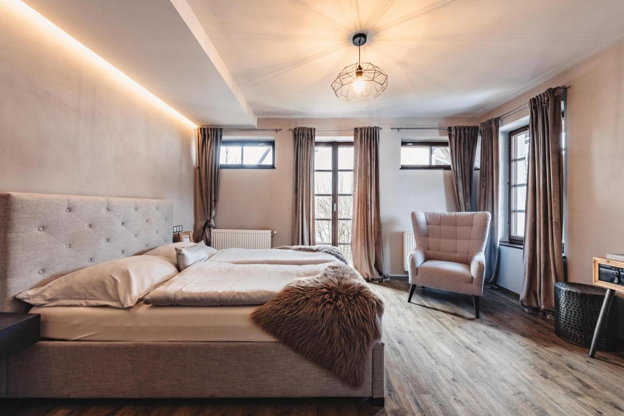 Cernovice  Resort Mlyn Cernovice מראה חיצוני תמונה