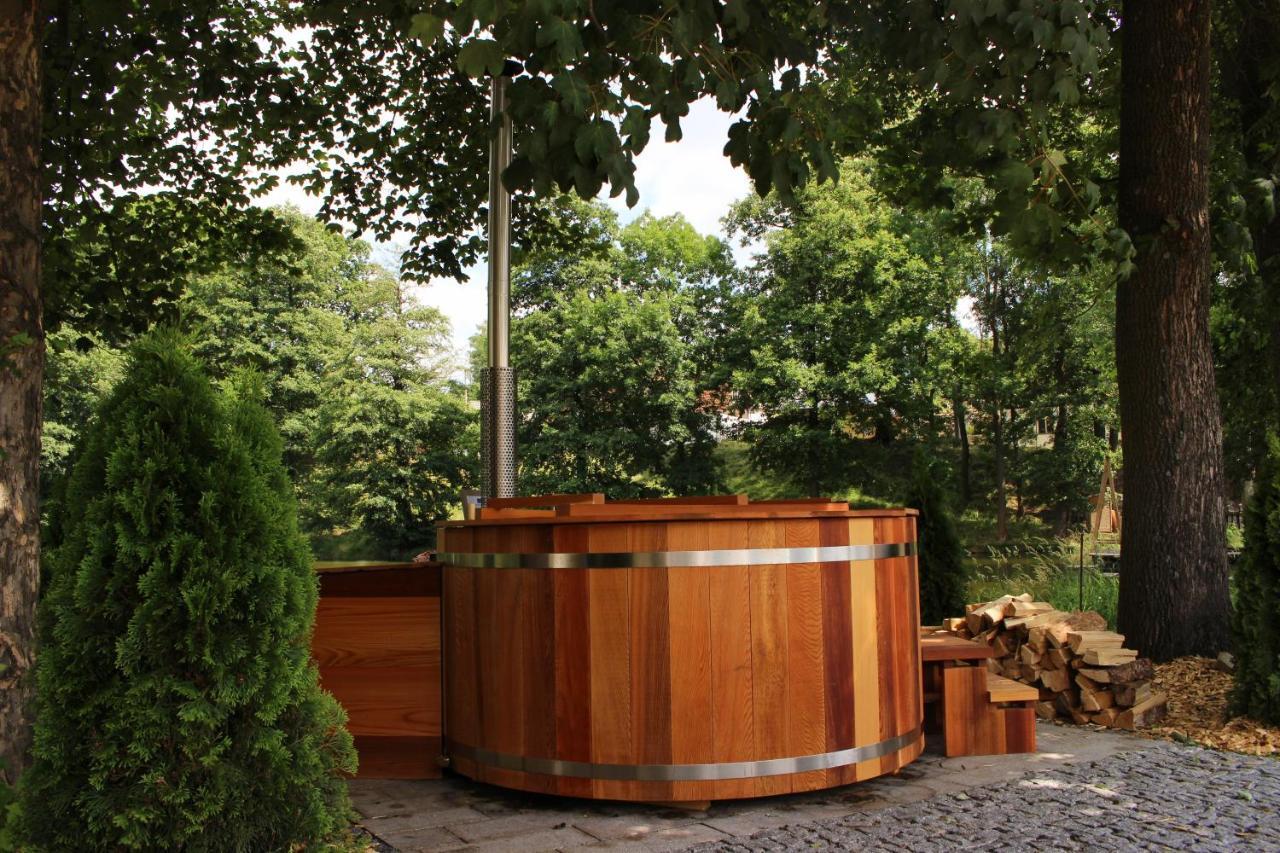 Cernovice  Resort Mlyn Cernovice מראה חיצוני תמונה